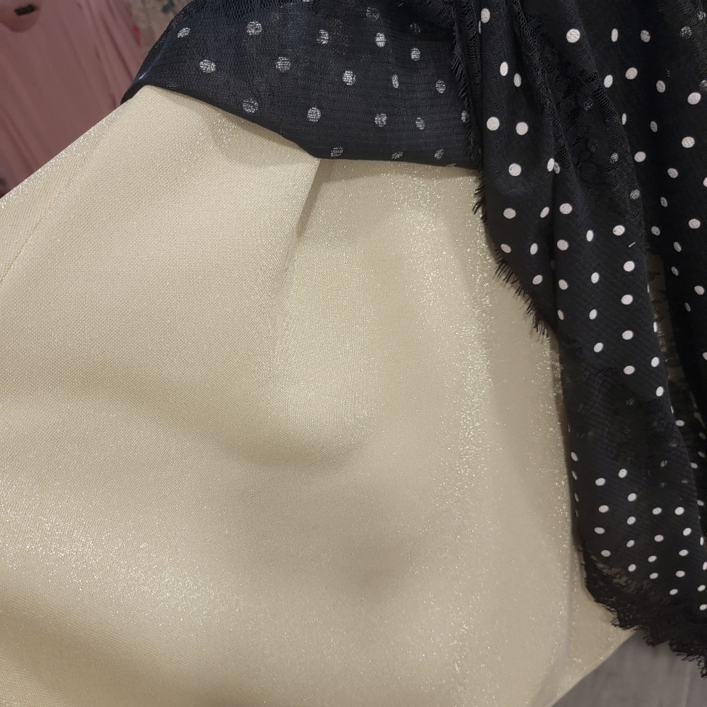 Dress - Picture 9 of 9